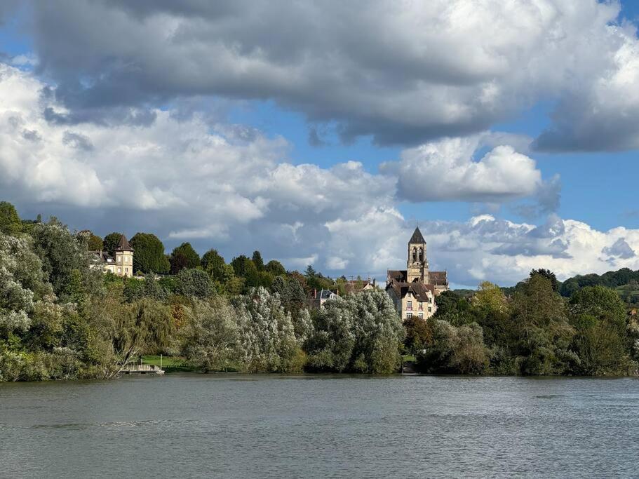 Petite Maison Independante Avec Parking Vétheuil エクステリア 写真